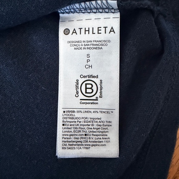 NWOT Athleta Getaway Linen Blend Muscle Tank in Eclipse (blue) (Size S) - Picture 7 of 8